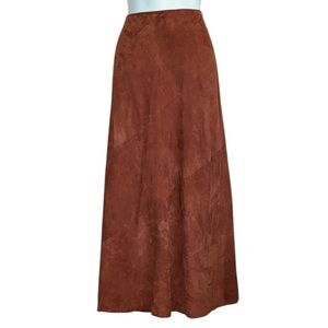SIENA COLLECTION Women's Rust Suede Maxi Skirt, Back Zip. 10